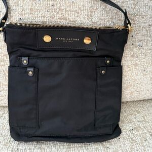 Marc Jacobs Black Nylon Crossbody Bag – Stylish & Functional